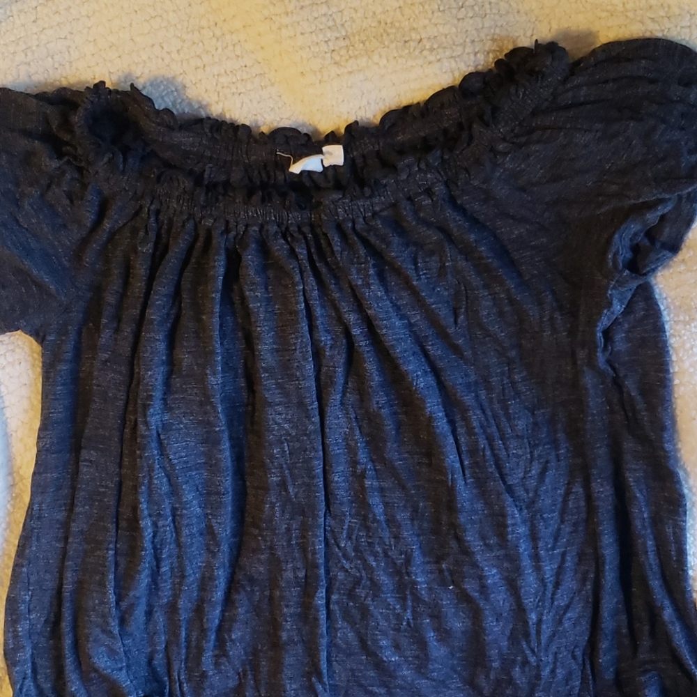 Gap off the shoulder top